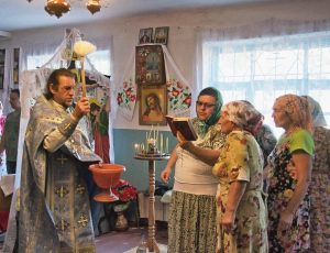 prazdnichnaya sluzhba